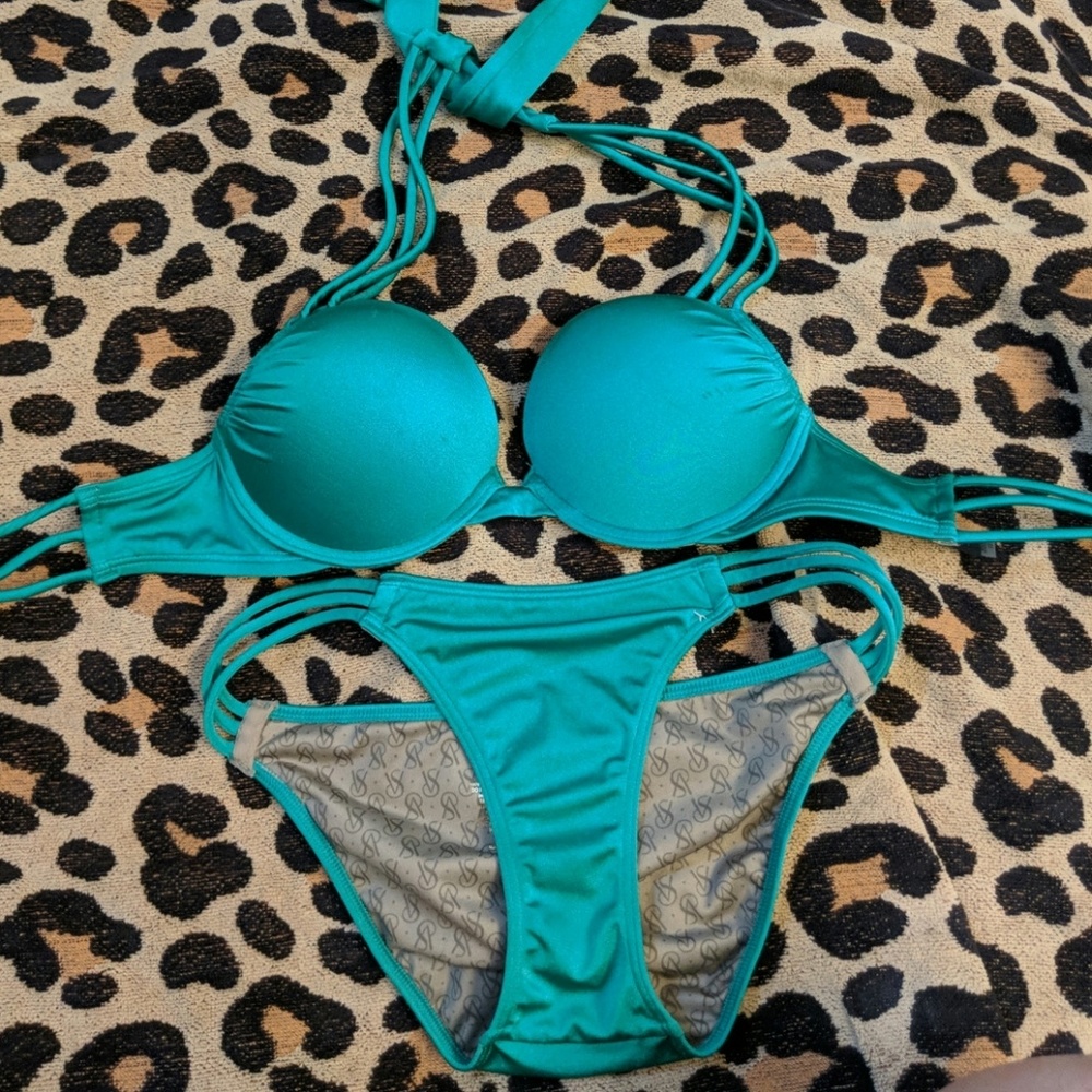 Victoria's secret bombshell bikini